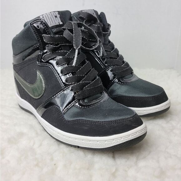 Nike Force Dunk Sky Hi Hidden Wedge Heel Sneaker Size 7.5 Black White 629746001